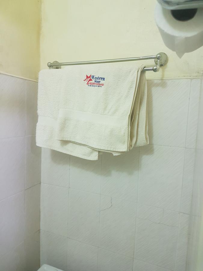 Western Star Hotel Kakamega Екстериор снимка